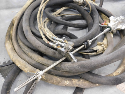 Zdjęcie przedmiotu: A set for spraying and polyurethane injection