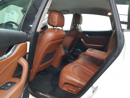 Zdjęcie przedmiotu: Maserati Levante