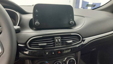 Zdjęcie przedmiotu: Fiat Tipo Cross 1.0