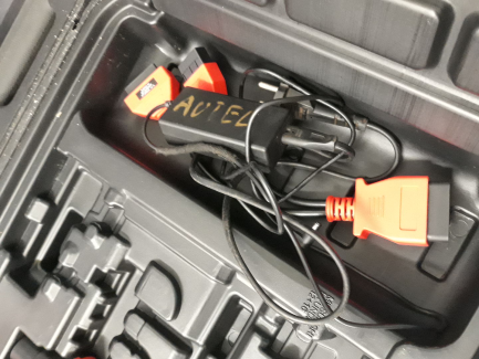 Zdjęcie przedmiotu: Tester diagnostyczny MS906BT AUTEL MAXISYS