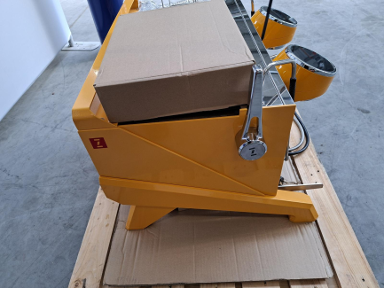 Zdjęcie przedmiotu: Кавоварка Ningbo Aizesen Intelligent Electric Appliance Co. Ltd. AMZ-2 RAPTOR 2GR ЖОВТИЙ IZENSSO