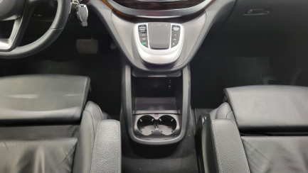 Zdjęcie przedmiotu: Mercedes-Benz V 300 d 4-Matic Avantgarde 9G-Tronic