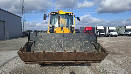 Zdjęcie przedmiotu: Екскаватор-навантажувач JCB 4CX