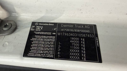 Zdjęcie przedmiotu: Mercedes-Benz Actros 1845 LS E6 18.0t Declaration of loss of registration certificate