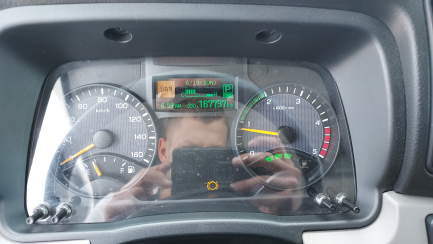 Zdjęcie przedmiotu: Mitsubishi Canter Fuso 7C18 E6 7.5t