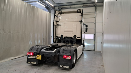 Zdjęcie przedmiotu: SCANIA R460 Super E6 18.0t 4x2 NA Highline