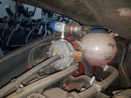 Zdjęcie przedmiotu: WOZEK WIDLOWY LINDE H16-01