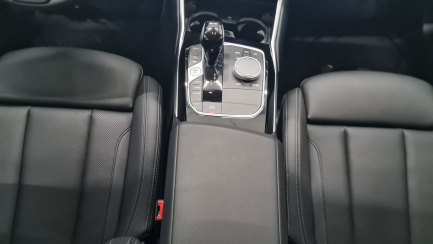 Zdjęcie przedmiotu: Bmw 330e aut