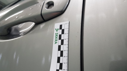 Zdjęcie przedmiotu: Lexus IS200T sedan