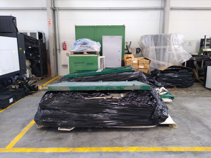 Zdjęcie przedmiotu: Football pneumatic hall, intended for temporary coverage of facilities, e.g. sports facilities. Jollers Plastbud Sp. z o.o. (60x40x11m)