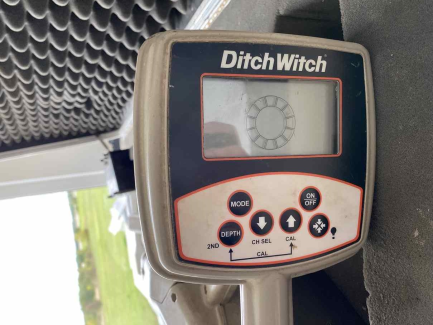 Zdjęcie przedmiotu: Ditch Witch JT520 horizontal drilling rig with the FT5 blasting system