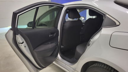 Zdjęcie przedmiotu: Toyota Corolla 1.6 Comfort