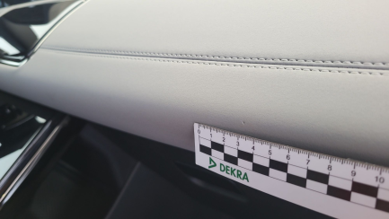 Zdjęcie przedmiotu: RANGE ROVER Evoque 2.0 D200 mHEV R-Dynamic SE