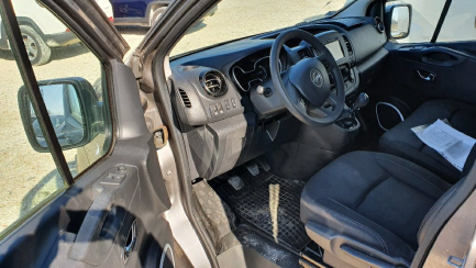 Zdjęcie przedmiotu: Opel Vivaro 1.6 BiTurbo CDTI Euro 6 1598ccm - 145HP