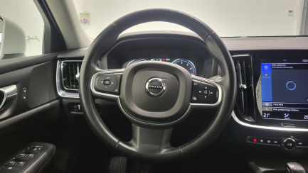 Zdjęcie przedmiotu: Volvo V60 B3 B Momentum Core aut