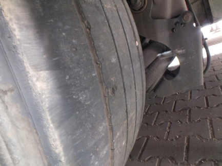 Zdjęcie przedmiotu: KRAKER CF-Z CF200 moving floor semi-trailer