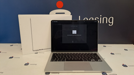 Ноутбук / Лептоп Apple MacBook Air 13 M3 / 8 ГБ / 256 ГБ, код виробника MRXQ3ZE/A