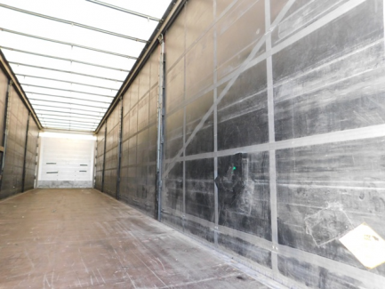 Zdjęcie przedmiotu: SCHMITZ CARGOBULL AG S01, SCS 24 / L-13.62 E B curtain semi-trailer