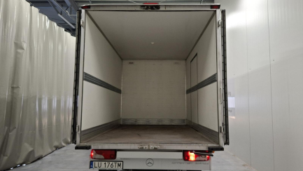 Zdjęcie przedmiotu: MERCEDES-BENZ/IGLOPOL SPRINTER E6 3.5t