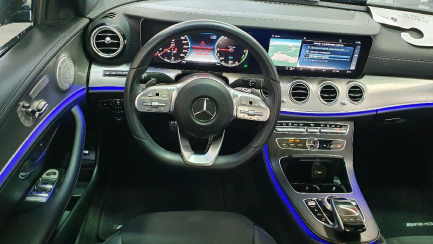 Zdjęcie przedmiotu: Mercedes-benz E 300