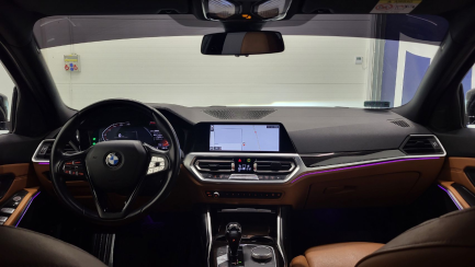 Zdjęcie przedmiotu: BMW 330i Luxury Line aut