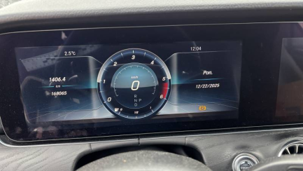 Zdjęcie przedmiotu: Mercedes-Benz E 220 d 238 AMG 4Matic