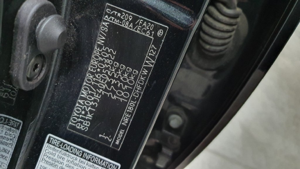 Zdjęcie przedmiotu: Toyota Auris 1.33 VVT-i Active