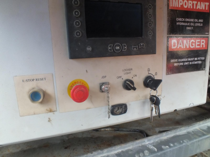 Zdjęcie przedmiotu: SANDVIK QJ341 self-propelled jaw crusher