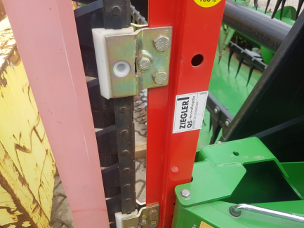 Zdjęcie przedmiotu: Kombajn Zbożowy John Deere W 330 Z HEDEREM I STOŁEM DO RZEPAKU