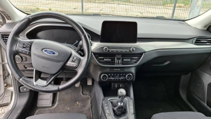 Zdjęcie przedmiotu: Ford Focus 2.0 EcoBlue E6 Titanium