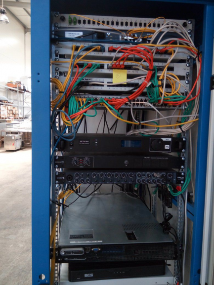 Zdjęcie przedmiotu: PACKAGE AUCTION Multimedia set (TV sets, tablets, cameras)