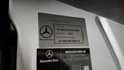 Zdjęcie przedmiotu: MERCEDES-BENZ/IGLOPOL SPRINTER E6 3.5t