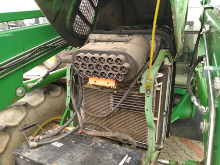 Zdjęcie przedmiotu: John Deere 6430 tractor + KNOCH I front loader