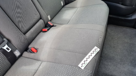 Zdjęcie przedmiotu: Toyota Corolla sedan 1.6 Comfort