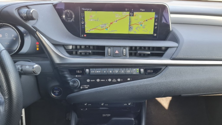 Zdjęcie przedmiotu: Lexus ES300H F Sport