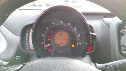 Zdjęcie przedmiotu: Toyota Aygo 1.0 E6 x-play Aut.