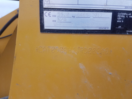 Zdjęcie przedmiotu: Ładowarka kołowa CATERPILLAR 908H2