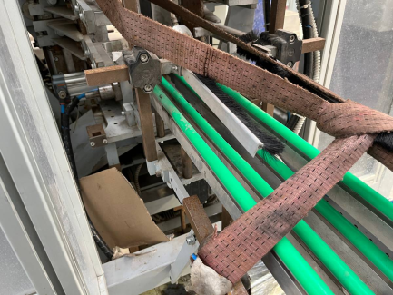 Zdjęcie przedmiotu: The ERA-TECH BMU 2 extruder and bottler is used in the plastics industry for the automatic production of thermoplastic containers by extrusion blow molding.