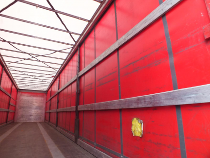 Zdjęcie przedmiotu: KOEGEL S24-1 curtain semi-trailer