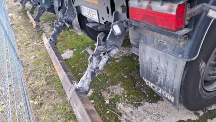 Zdjęcie przedmiotu: WIELTON NW-3 Wywrotka stalowa