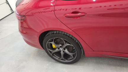 Zdjęcie przedmiotu: ALFA ROMEO GIULIA 2.0 Turbo Veloce TI Q4 aut Pojazd po długotrwałym postoju!