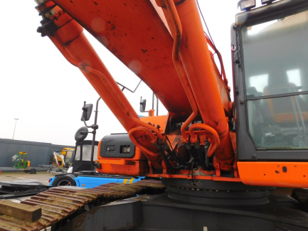 Zdjęcie przedmiotu: DOOSAN DX530LC-3 tracked excavator