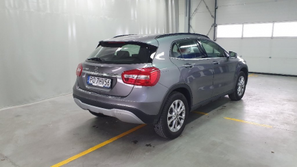Zdjęcie przedmiotu: Mercedes-benz Gla Hatchback
