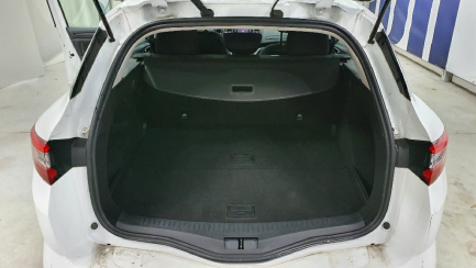 Zdjęcie przedmiotu: Renault Megane IV Grandtour 1.3 TCe FAP Life