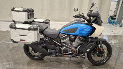 Zdjęcie przedmiotu: HARLEY-DAVIDSON Adventure Touring Pan America Special