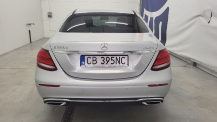 Zdjęcie przedmiotu: Mercedes-benz E 220 d 4-Matic 9G-TRONIC