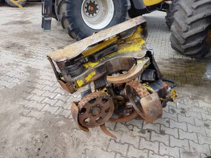 Zdjęcie przedmiotu: Harvester John Deere 770D