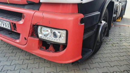 Zdjęcie przedmiotu: Iveco AS440T/P 4x2 Hi-Way