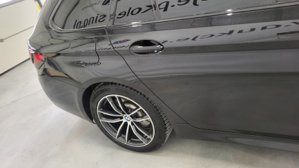 Zdjęcie przedmiotu: BMW 520i Touring mHEV M Sport sport-aut