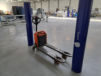 Zdjęcie przedmiotu: Wózek paletowy elektryczny BT Tyro LHE130